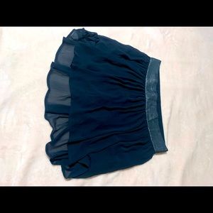 Hollister high rise skirt size M